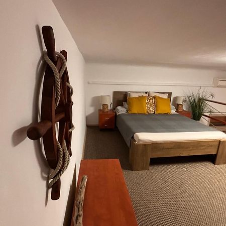 Goldcentral Apartment Danube Budapest Eksteriør bilde